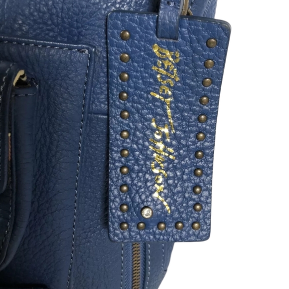 Sold - Picture 6 of 10